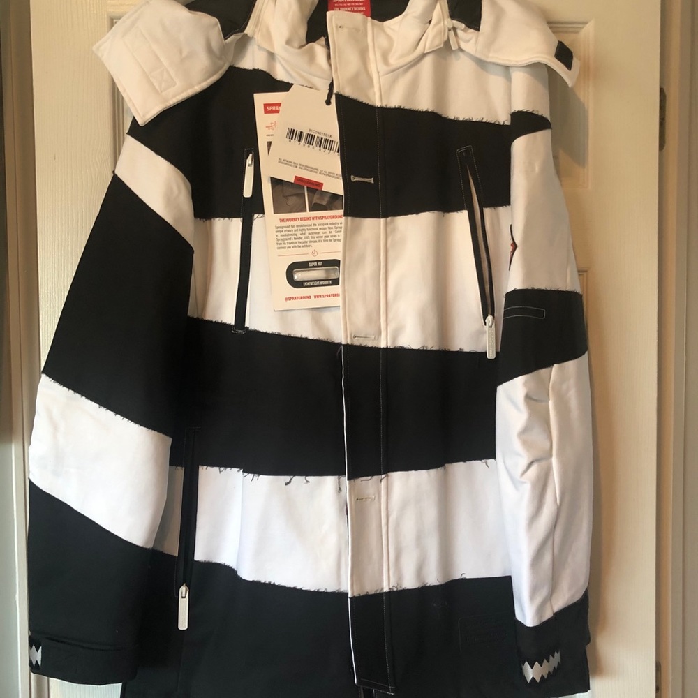 Men spray ground jacket with hood